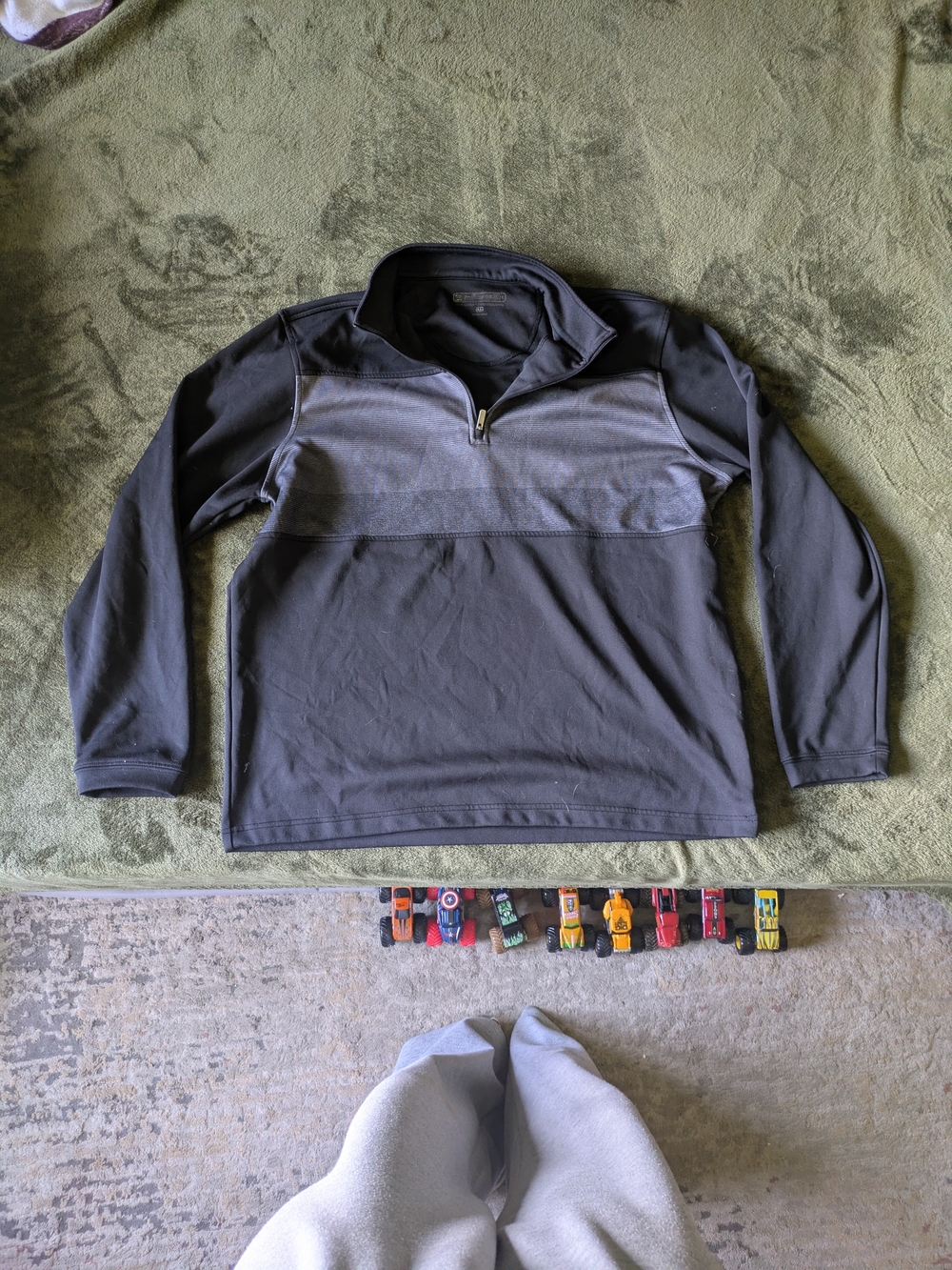 Men's Quarter-Zip Pullover Sweater - Dark Gray